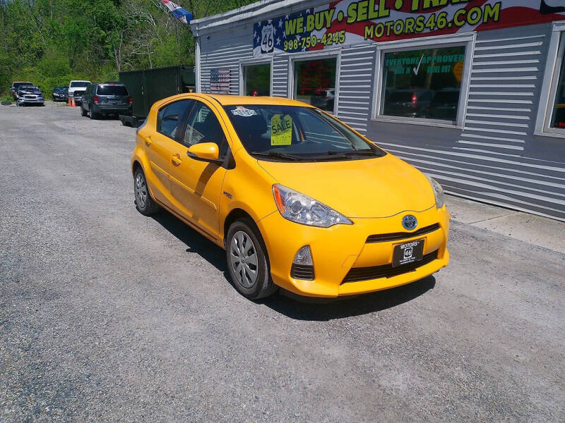 2014 Toyota Prius c Two
