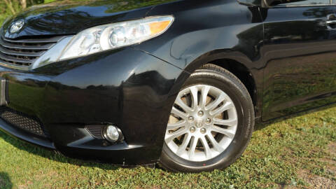 2016 Toyota Sienna