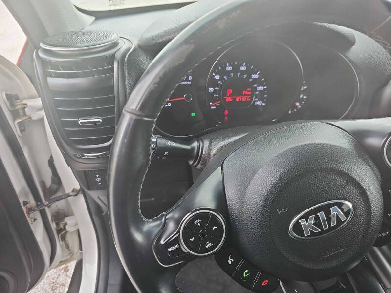 2019 Kia Soul +
