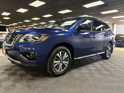 2020 Nissan Pathfinder SV