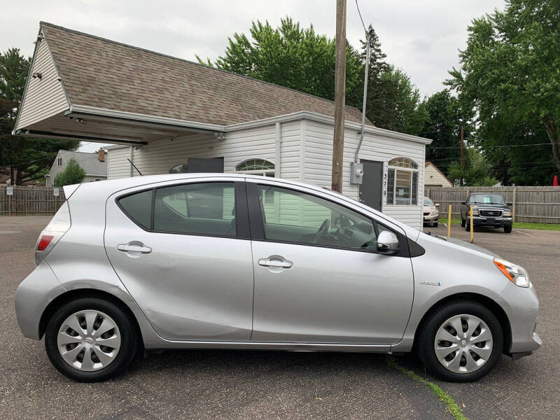 2014 Toyota Prius c Two