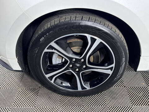 2022 Ford Edge ST