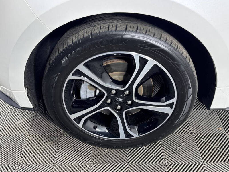 2022 Ford Edge ST