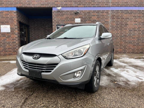 2015 Hyundai Tucson for sale at Whi-Con Auto Brokers in Shakopee MN