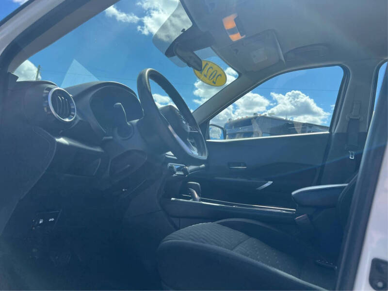 2021 Nissan Kicks SV