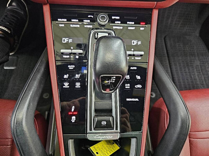 2020 Porsche Cayenne E-Hybrid