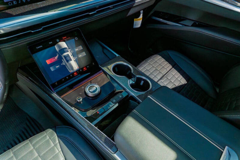 2025 Cadillac Escalade-V