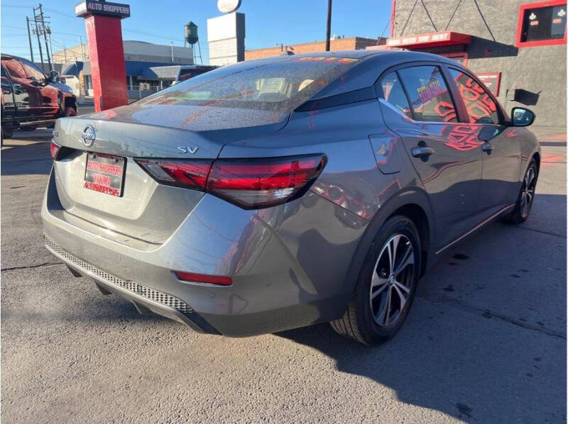 2023 Nissan Sentra SV photo 7