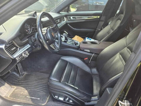 2017 Porsche Panamera