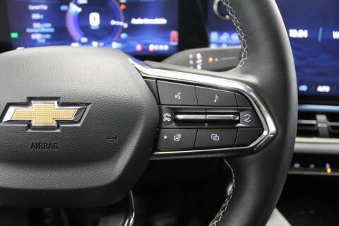2025 Chevrolet Equinox EV LT 2