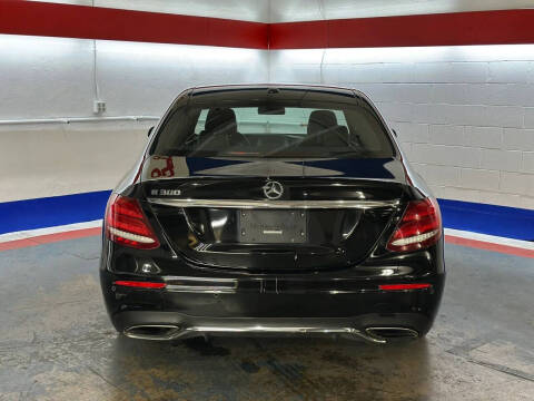 2018 Mercedes-Benz E-Class E 300