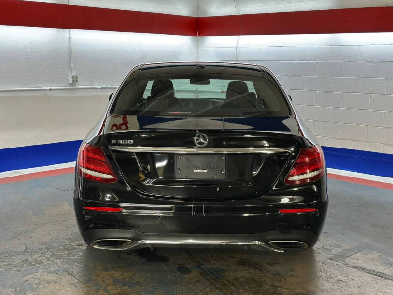 2018 Mercedes-Benz E-Class E 300