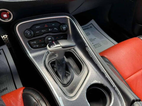 2016 Dodge Challenger SRT 392