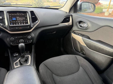 2017 Jeep Cherokee Latitude