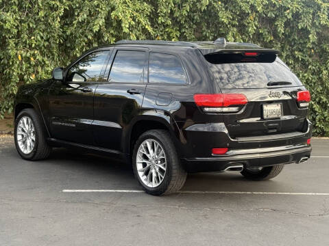 2017 Jeep Grand Cherokee Summit