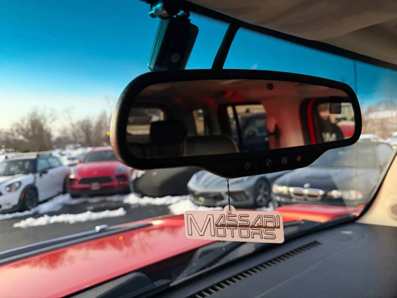 2009 HUMMER H3 Alpha