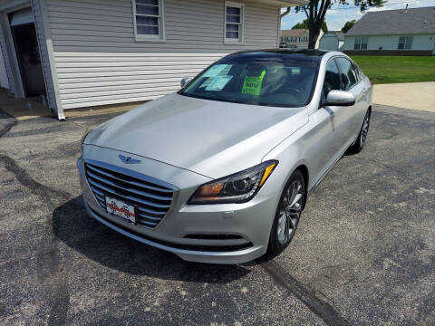 2015 Hyundai Genesis for sale at CALDERONE CAR & TRUCK in Whiteland IN