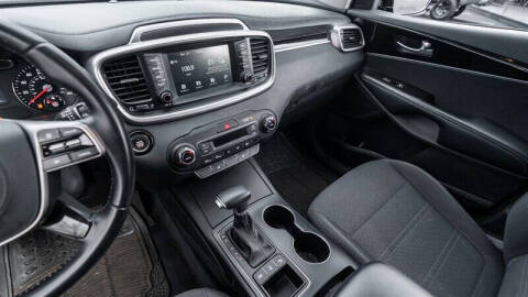 2020 Kia Sorento S V6