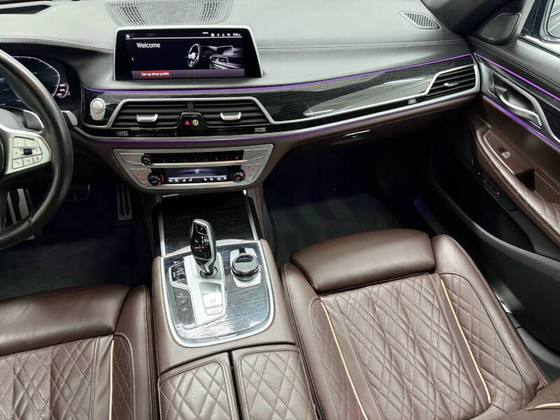 2022 BMW 7 Series 750i xDrive