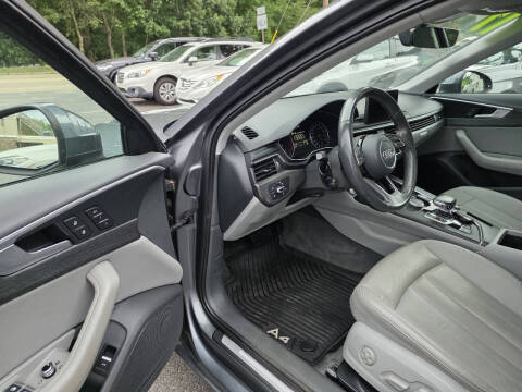 2017 Audi A4 2.0T quattro Premium