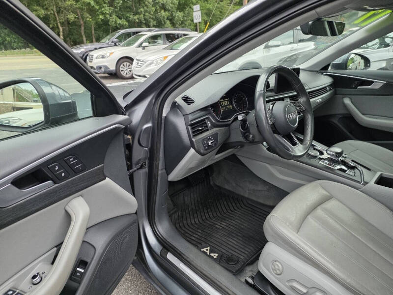 2017 Audi A4 2.0T quattro Premium