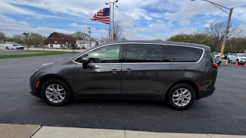 2021 Chrysler Voyager LX