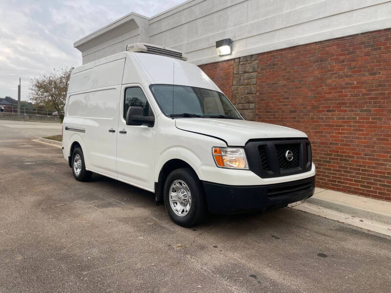 2018 Nissan NV Cargo SV photo 3