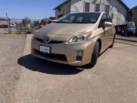 2010 Toyota Prius III