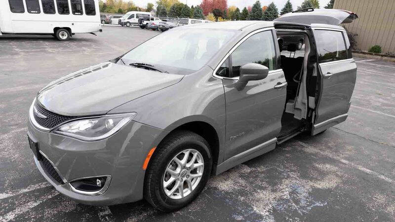 2020 Chrysler Pacifica Touring