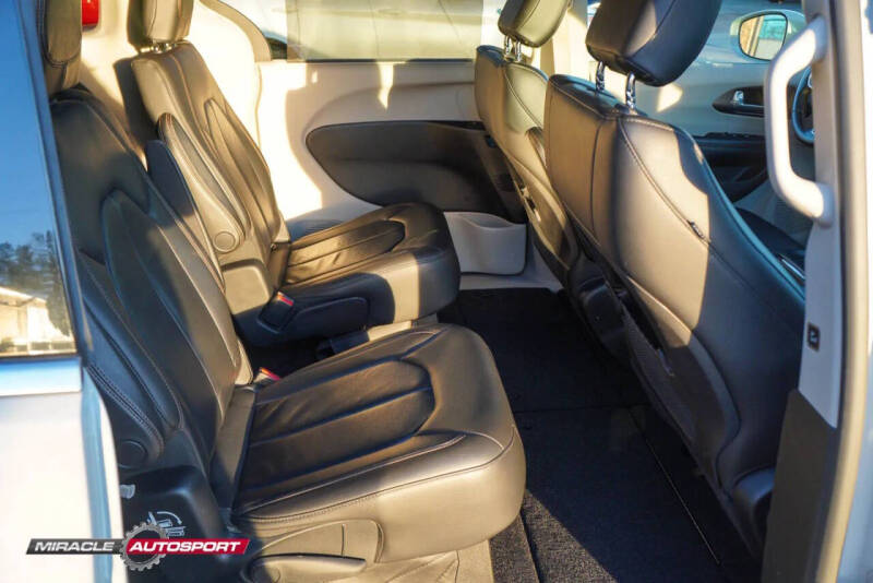 2017 Chrysler Pacifica