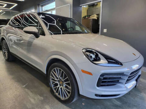 2023 Porsche Cayenne Coupe Platinum Edition