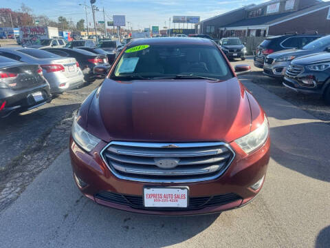 2015 Ford Taurus SEL