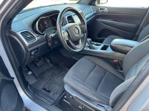 2018 Jeep Grand Cherokee Laredo E