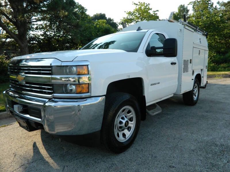 2015 Chevrolet Silverado 3500HD CC