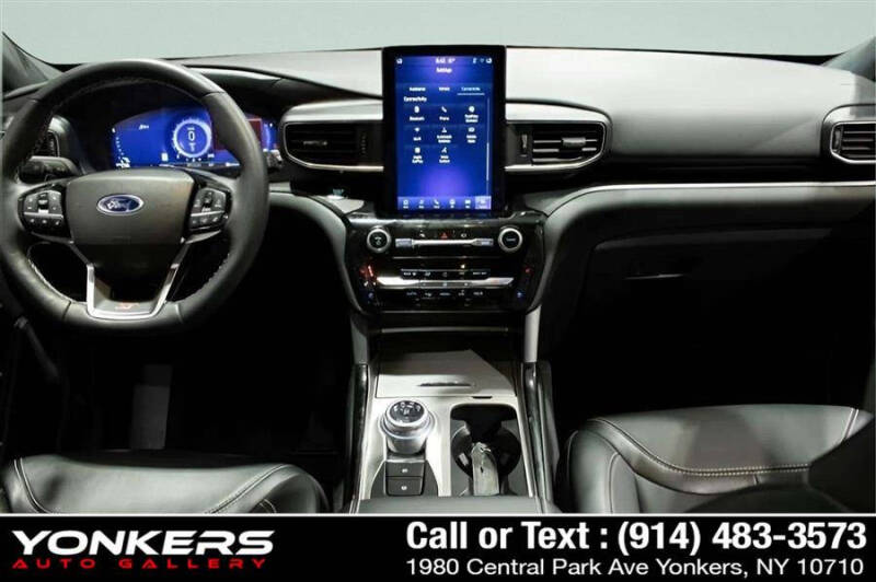 2022 Ford Explorer ST