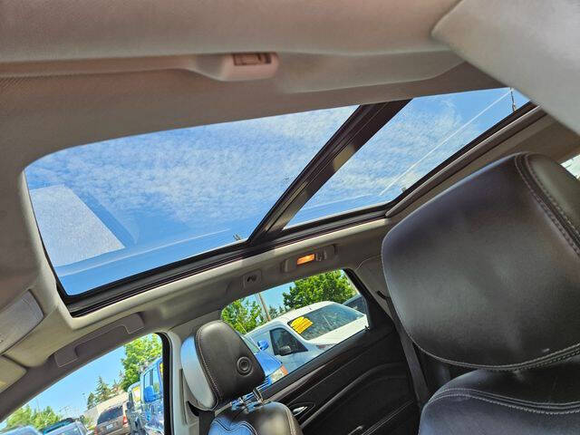 2012 Cadillac SRX Performance Collection