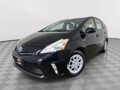2014 Toyota Prius v Three