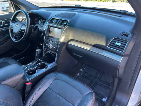 2016 Ford Explorer Sport
