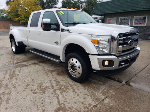 2015 Ford F-450 Super Duty Lariat