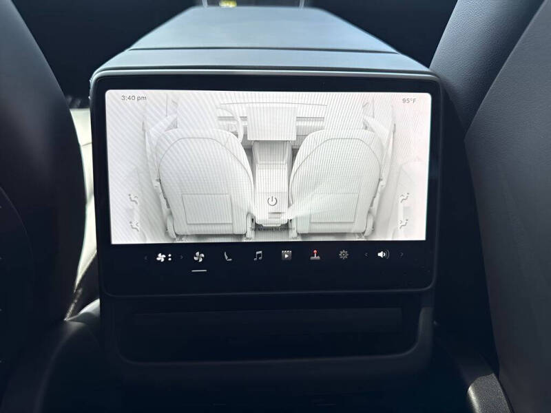 2026 Tesla Model Y Premium