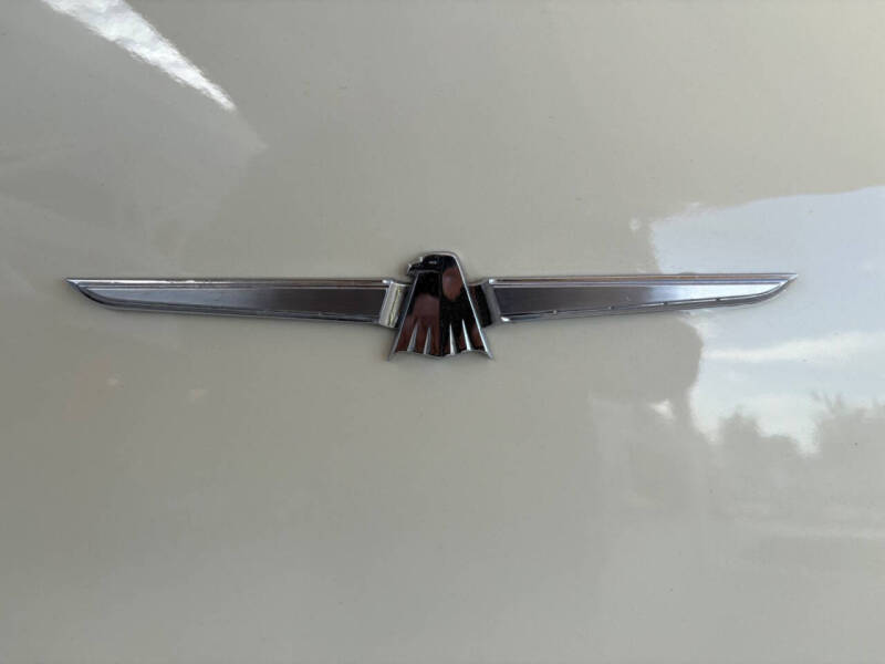 1964 Ford Thunderbird