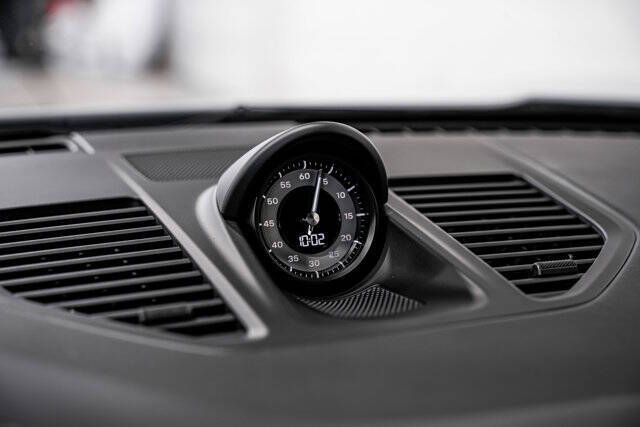 2023 Porsche 911 Carrera GTS