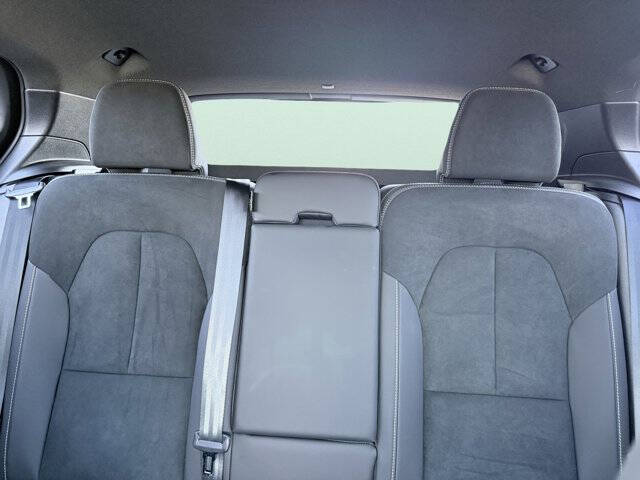 2024 Volvo XC40 Recharge Plus