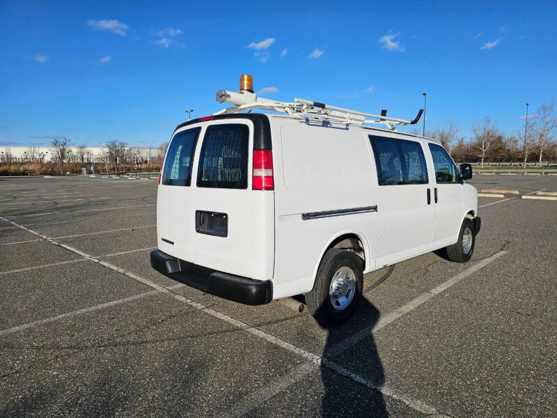 2011 Chevrolet Express 2500
