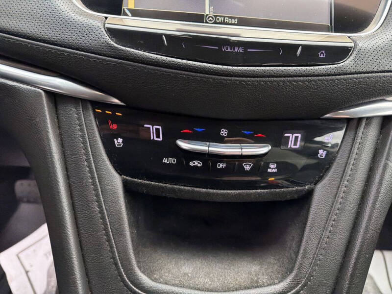 2018 Cadillac XT5 Premium Luxury