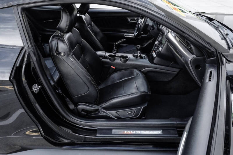 2017 Ford Mustang GT Premium