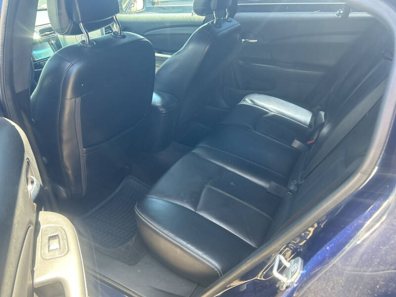 2014 Chrysler 200 Limited