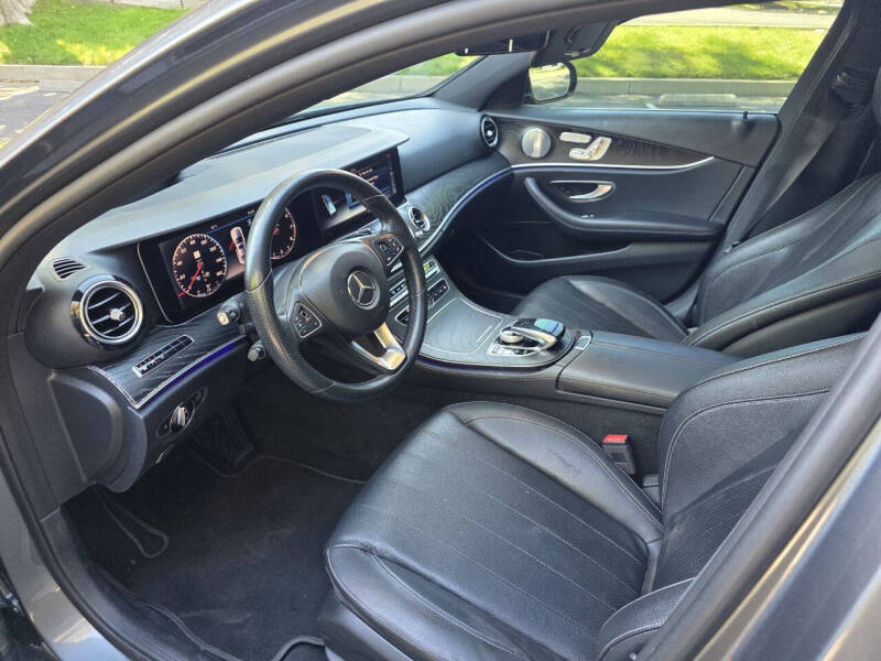2018 Mercedes-Benz E-Class E 300