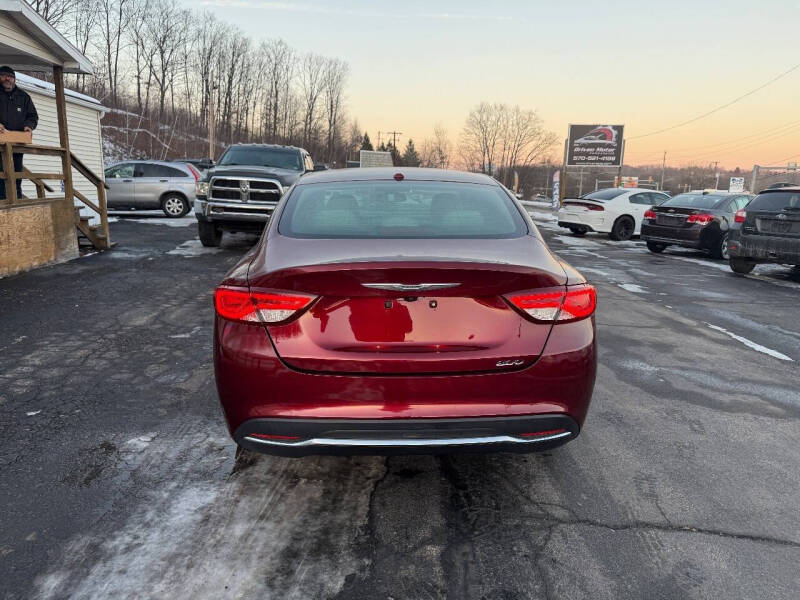 2015 Chrysler 200 Limited