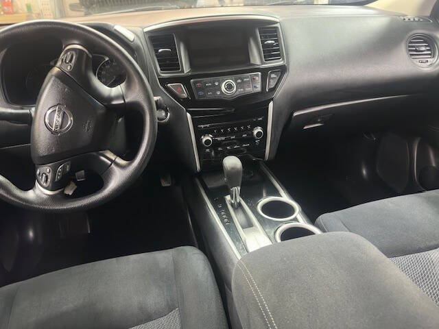 2015 Nissan Pathfinder SV